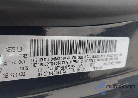 2017 Jeep Compass High Altitude 4X4 из США, поврежденный, VIN 1C4NJDEB5HD178186